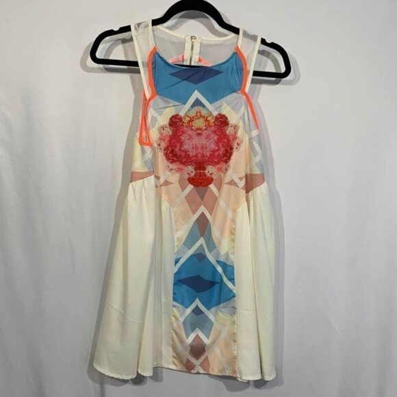 WOMAN’S small dress/tunic. Can be worn over leggings or as a mini dress. Sheer - Picture 1 of 7